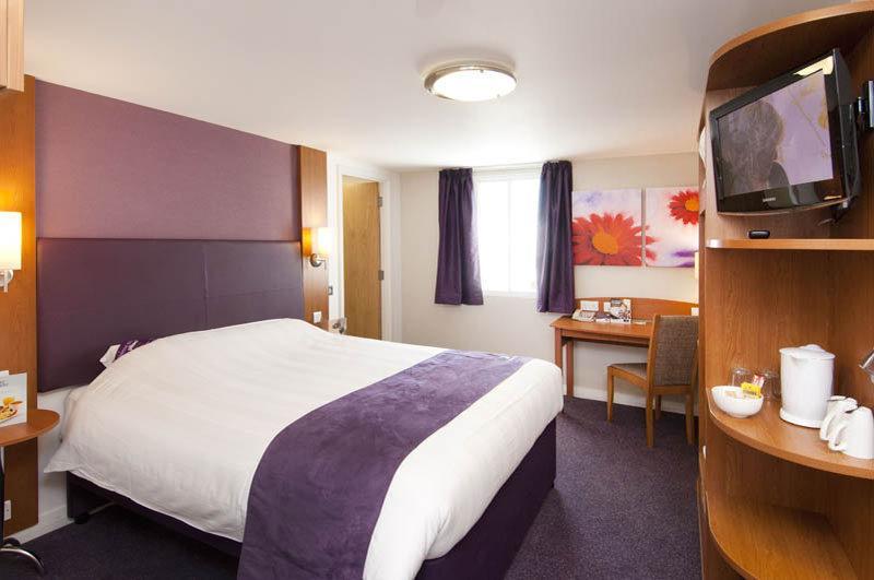 Premier Inn Edinburgh A1 - Newcraighall Exterior photo